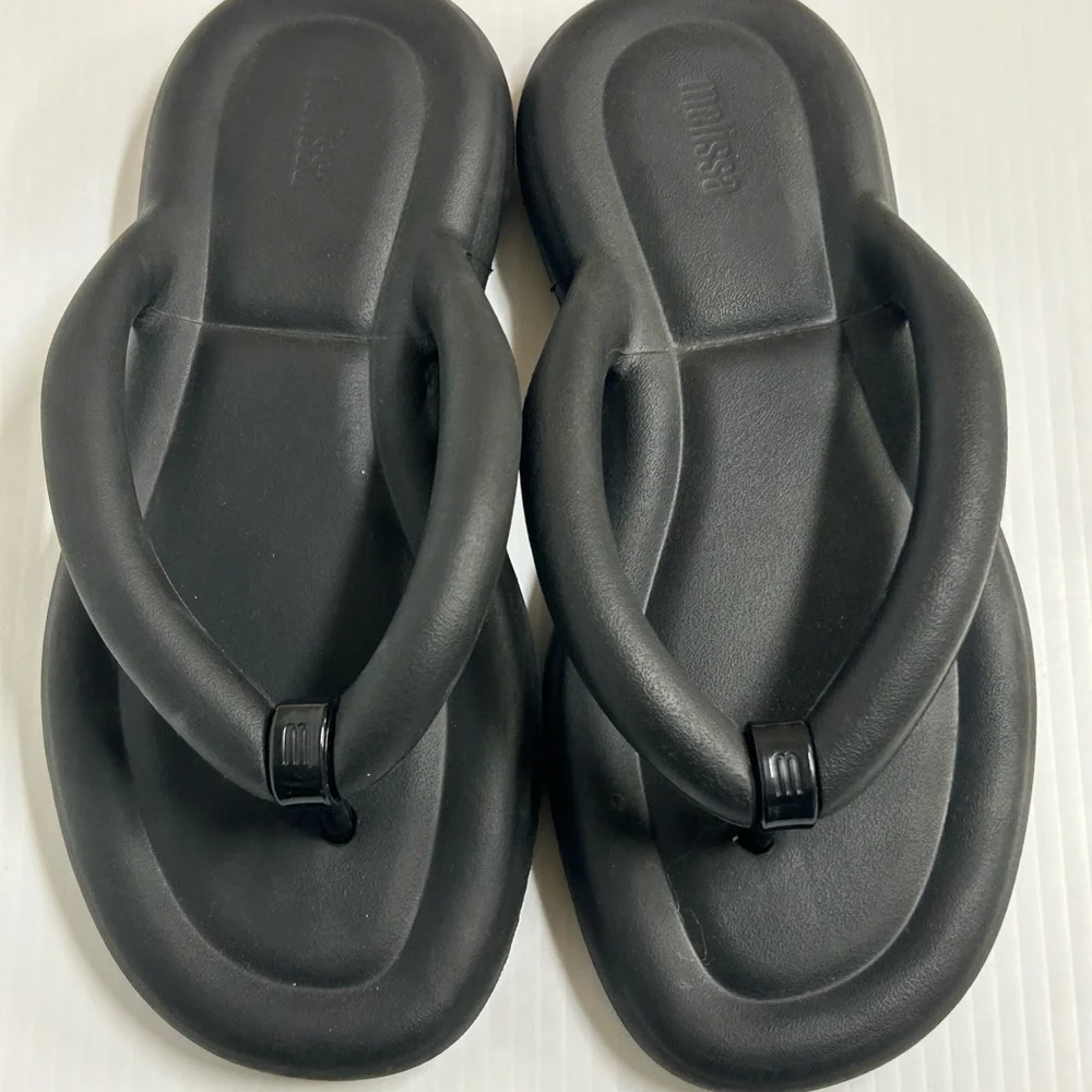 Melissa Shoes Womens Size 7 Flip Flops Sandals 38 EUR Vegan Rubber